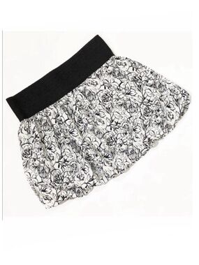 Wet Seal Black & White Floral Skirt Size Medium